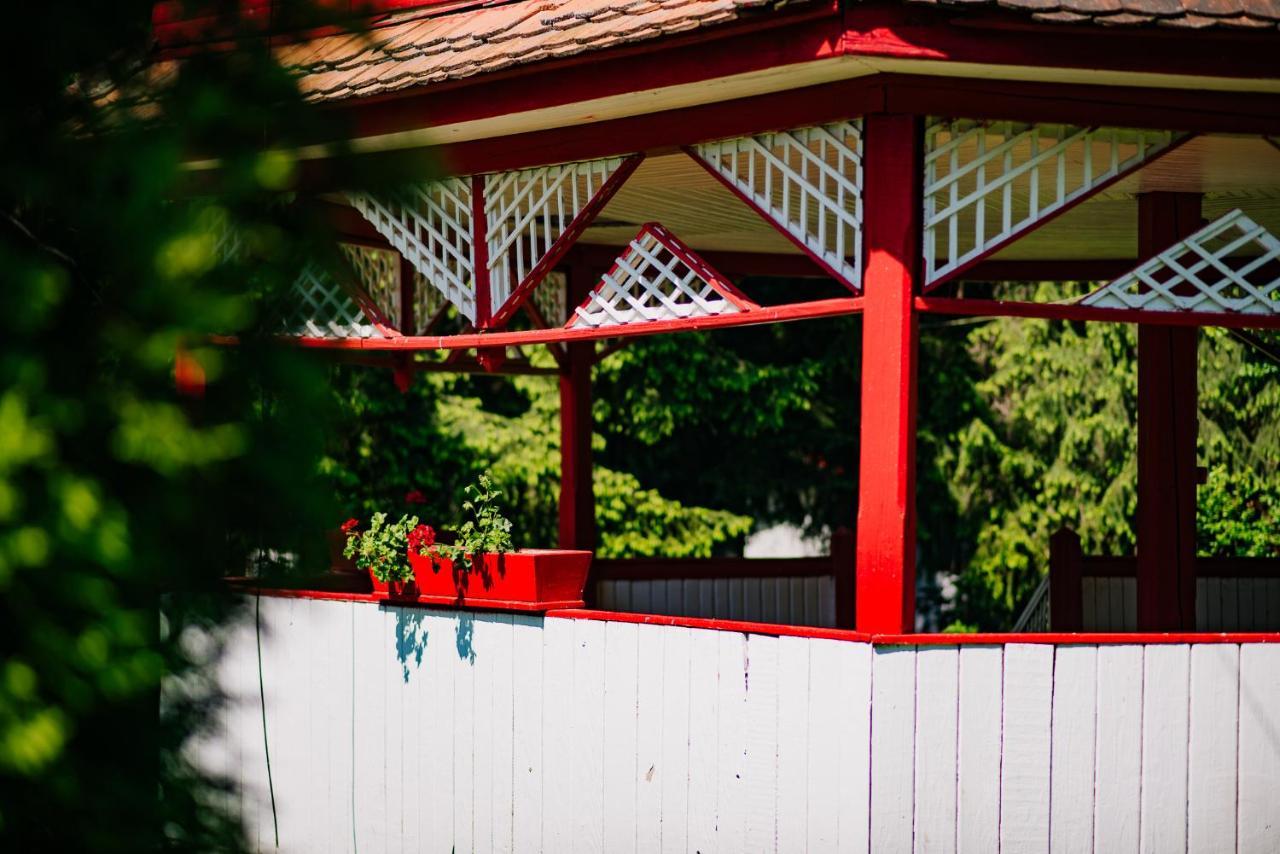 Hotel Casute Valea Zanelor Covasna Exteriér fotografie